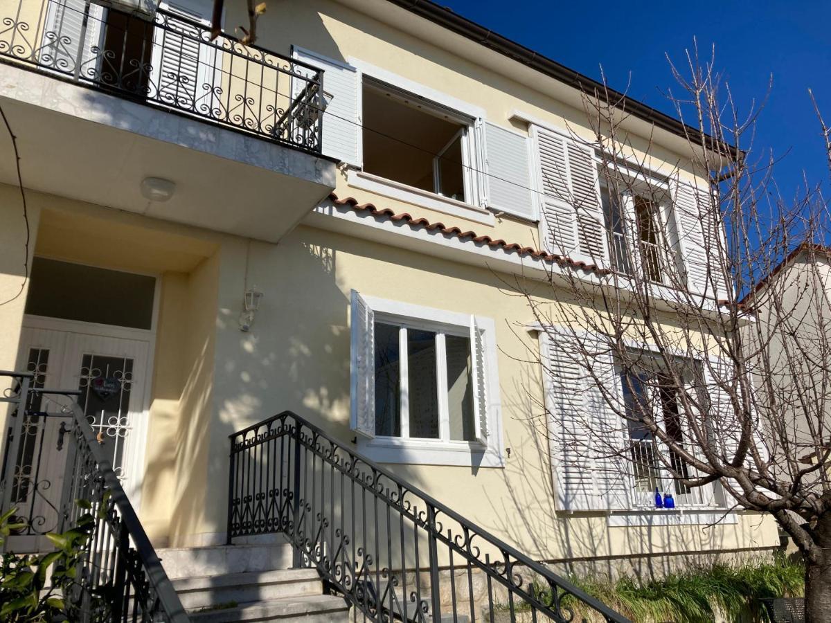 Apartment Kaki Nur 5 Minuten Uber Die Treppe Zum Strand, Mit Fantastischer Aussicht Und Freiem Parken *